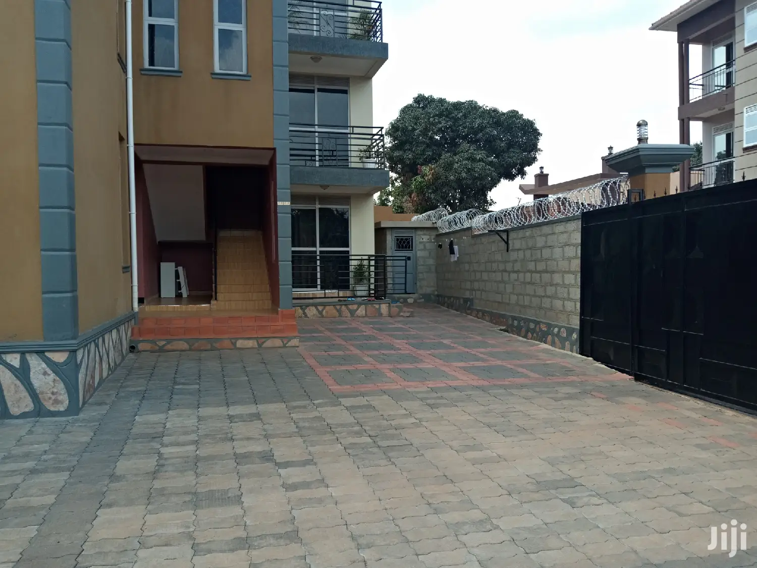 Gorgeous Apartments in Kampala for Quicksell in Kampala