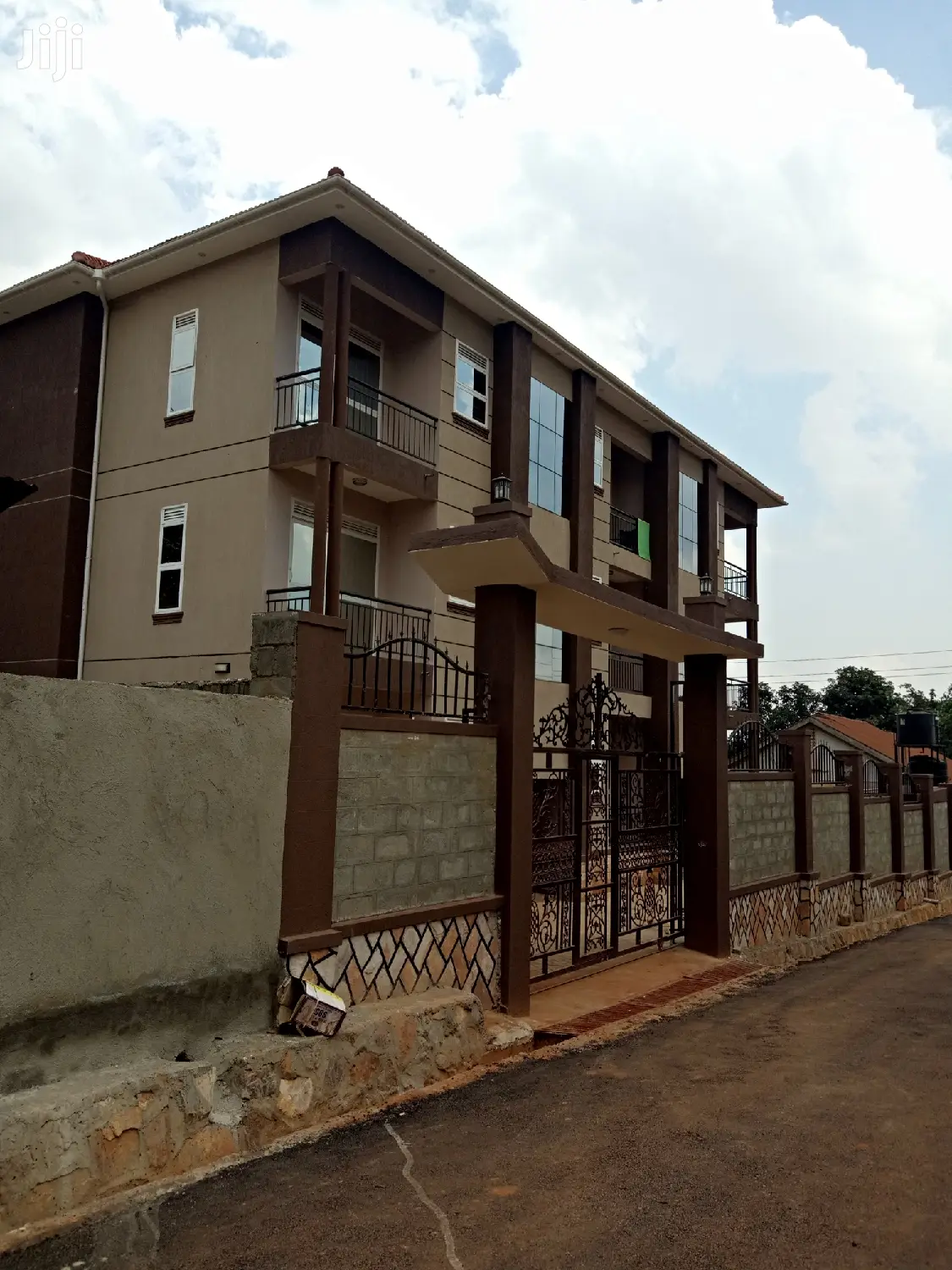 Gorgeous Apartments in Kampala for Quicksell in Kampala