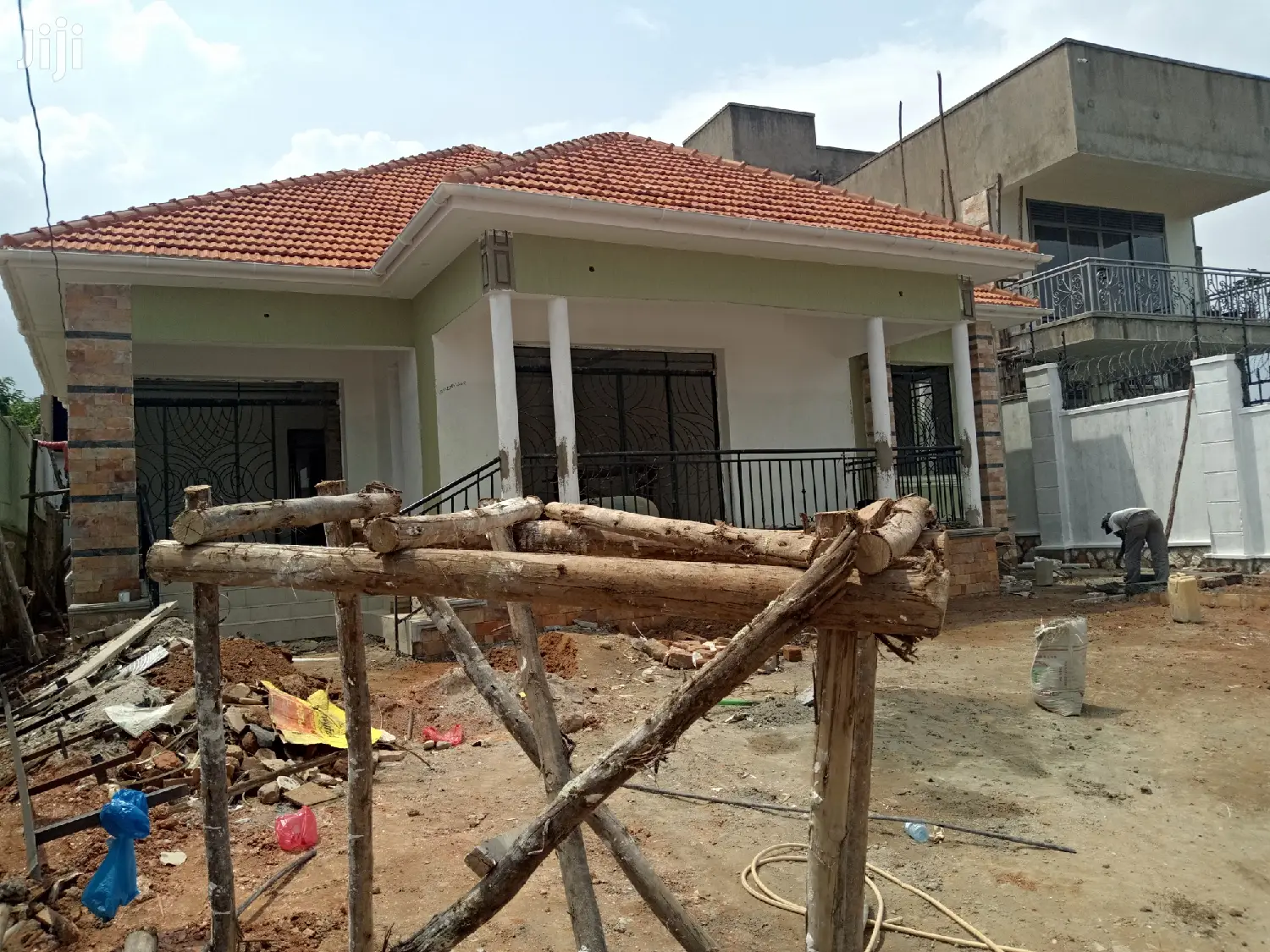 Four Bedrooms Mansion In Kira For Sell in Kampala
