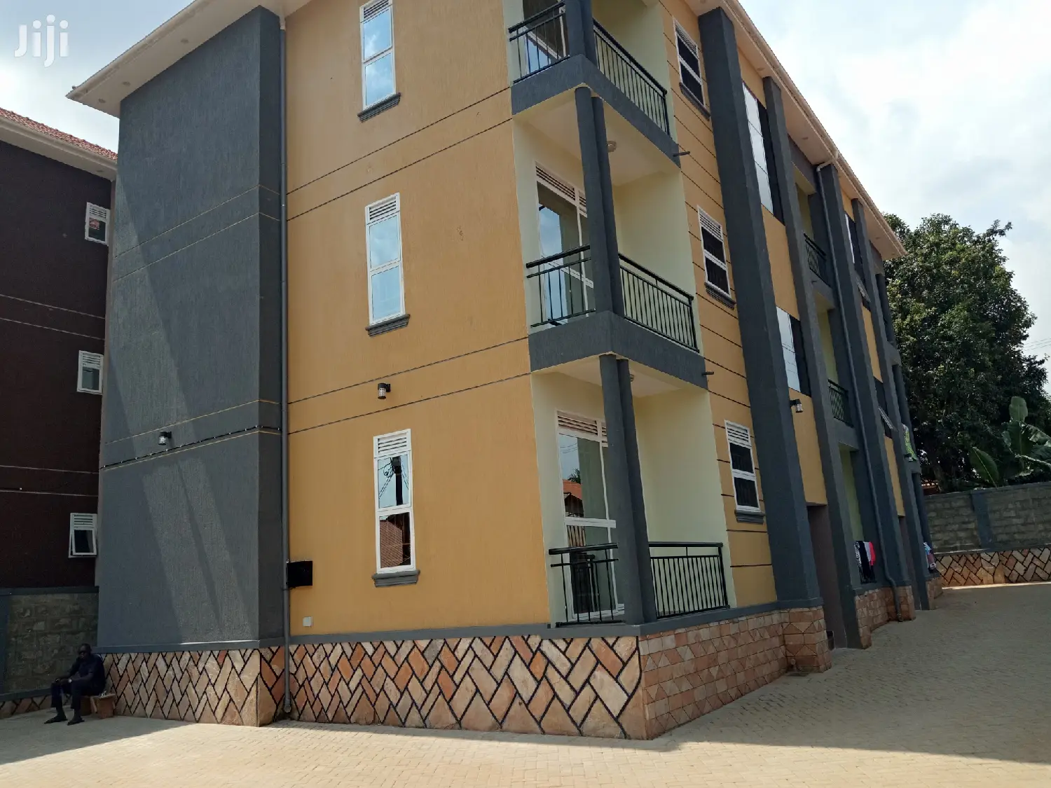 Najjera Superb Living Apartments on Forced Sale in Kampala