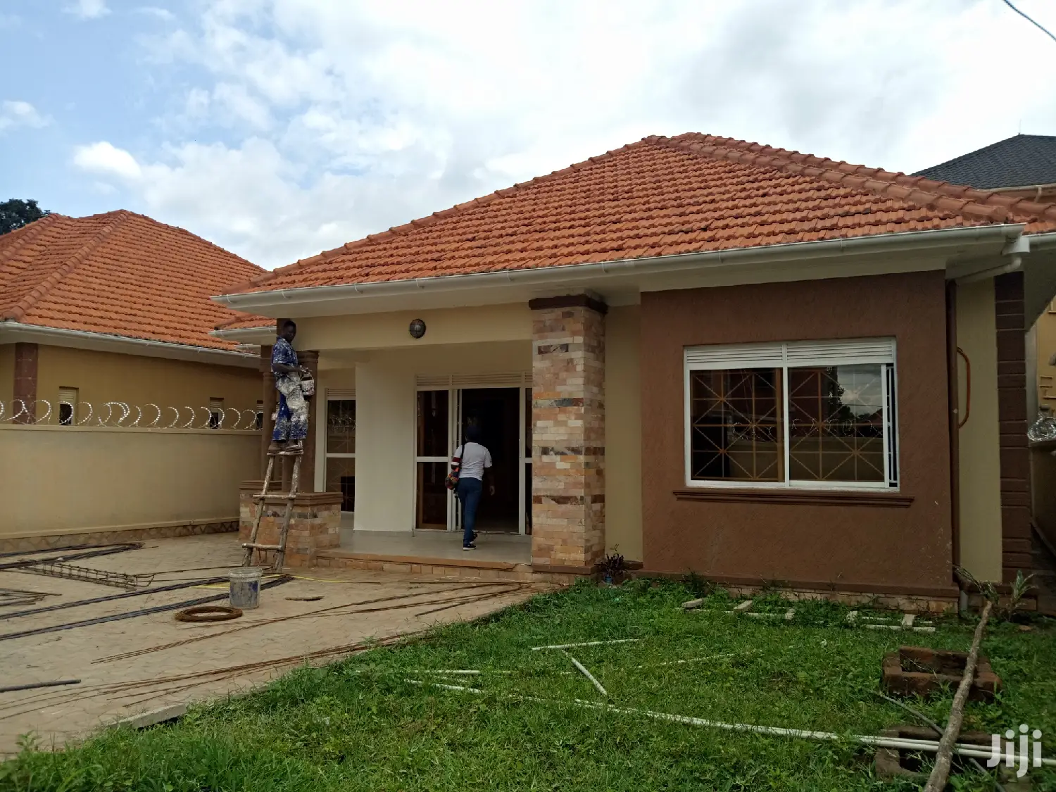 Kira New Crib by the Tarmack on Faster Sell in Kampala