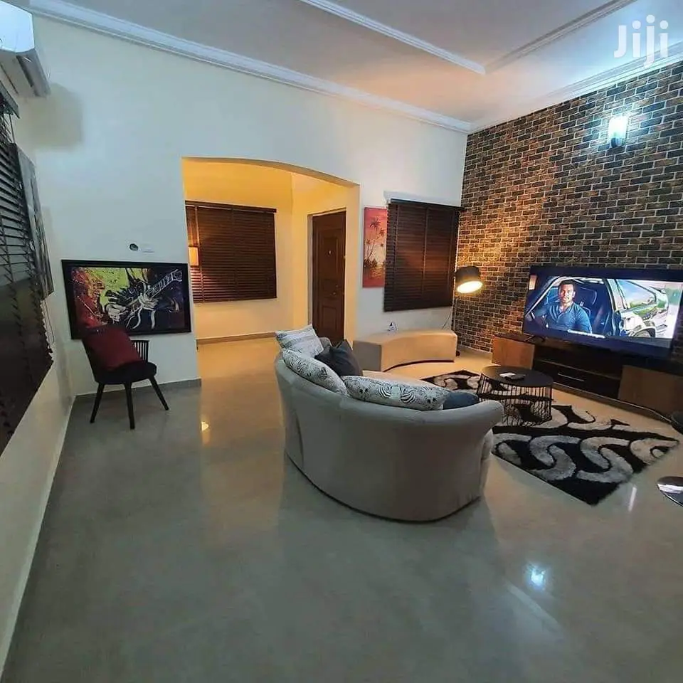 Deal, Namugongo 15 Decimals Home on Sell in Kampala