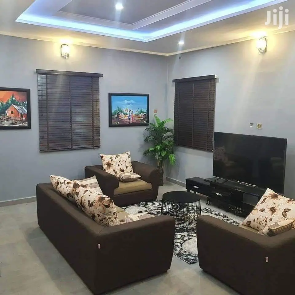 Deal, Namugongo 15 Decimals Home on Sell in Kampala