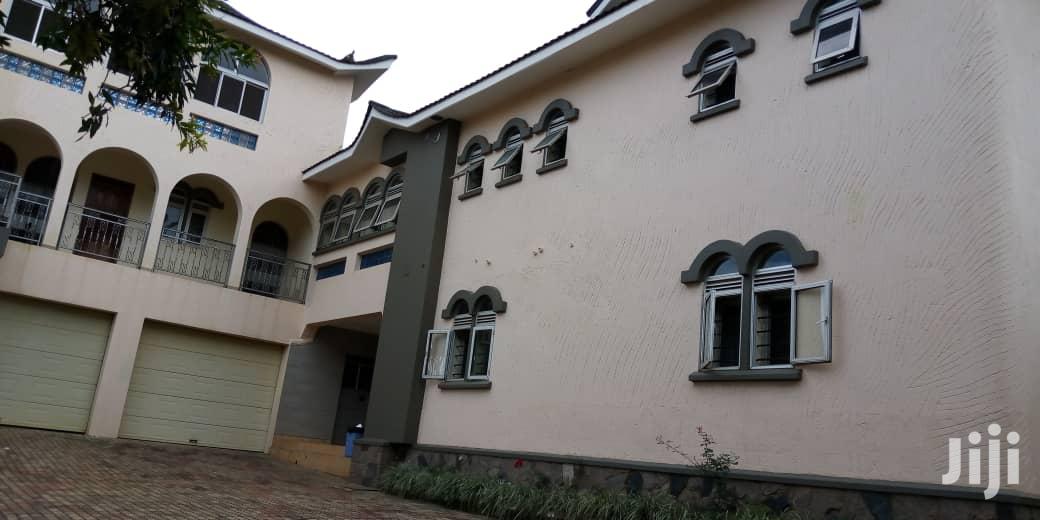 A Mansion For Rent In Bugoloobi in Kampala