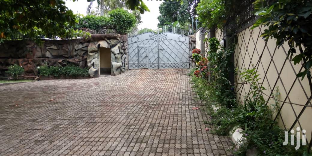 A Mansion For Rent In Bugoloobi in Kampala