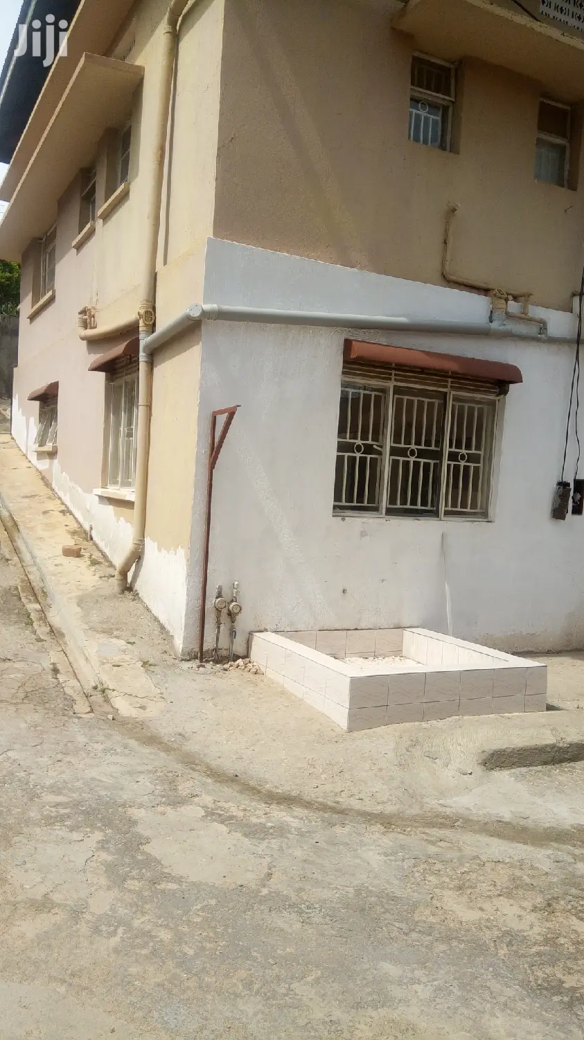 Spacious Flat in Kampala