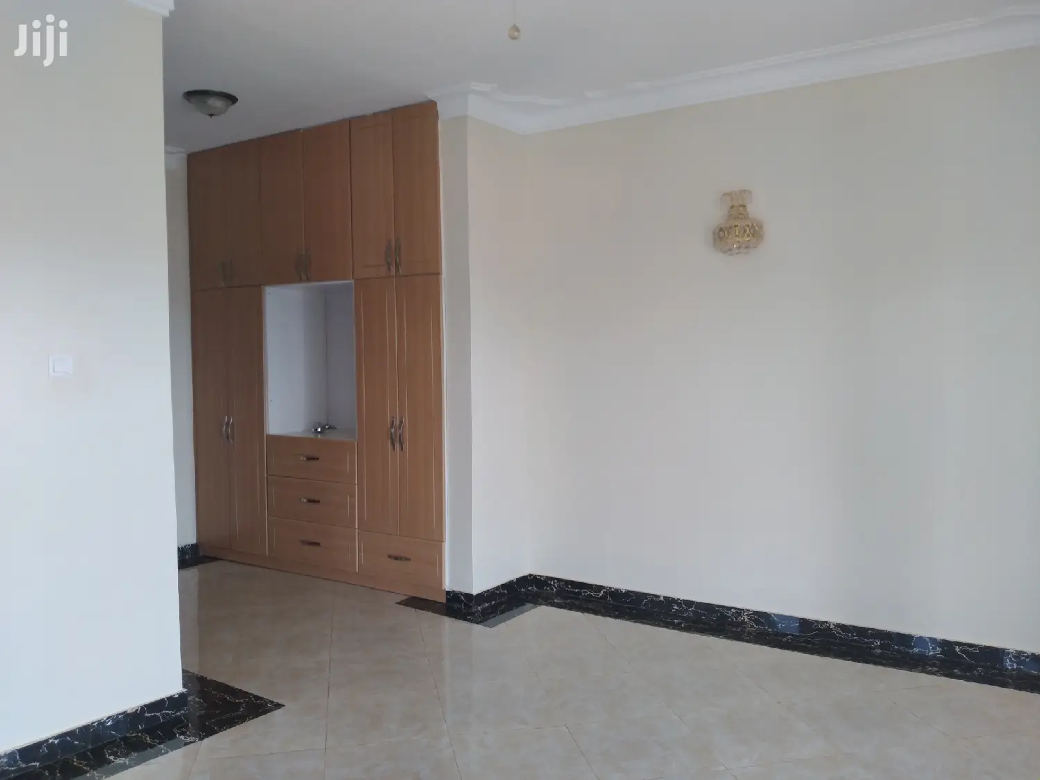 Very Beautiful Brandnew Classic Double Stroy Home Onsale in Kampala