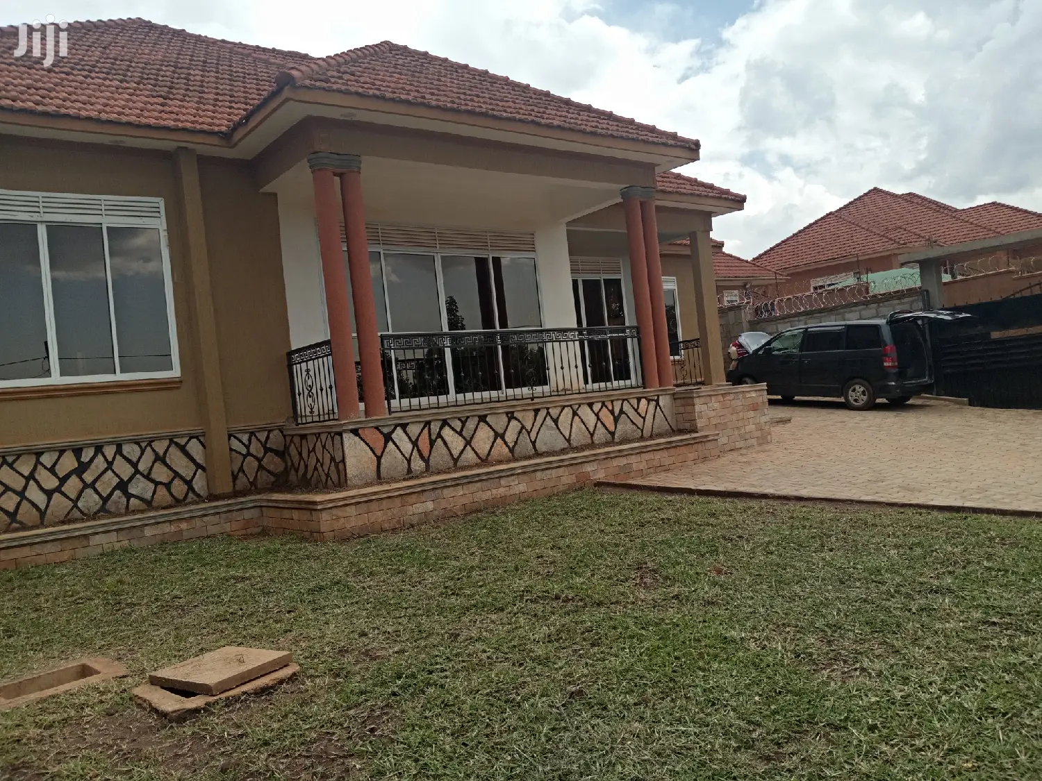 Classy Bungaloo in Kira for Sell in Kampala