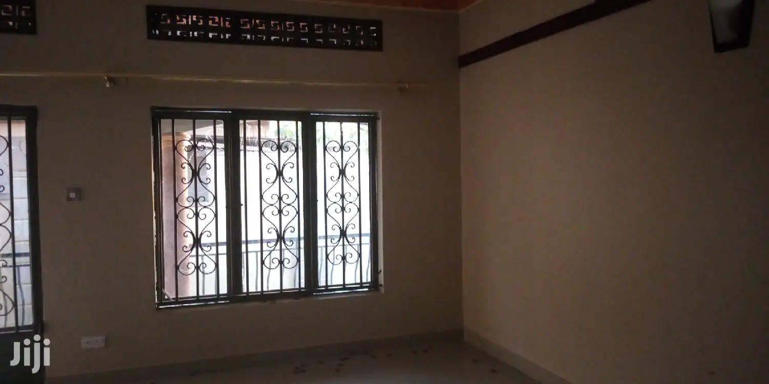 2bdrm House in Fs Properties, Wakiso for rent in Wakiso