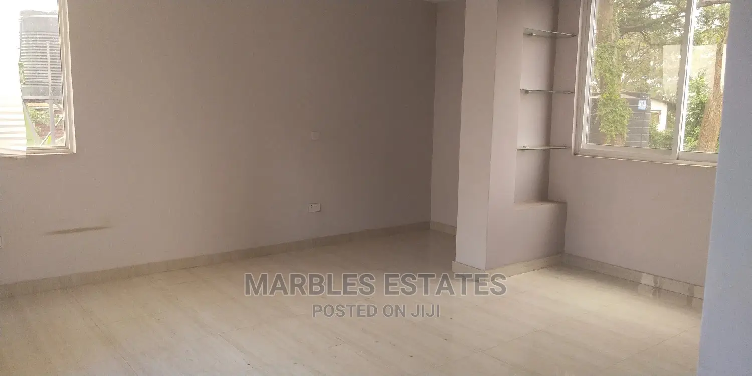 5 Bedrooms Nice Town House for Rent in Naguru in Kampala