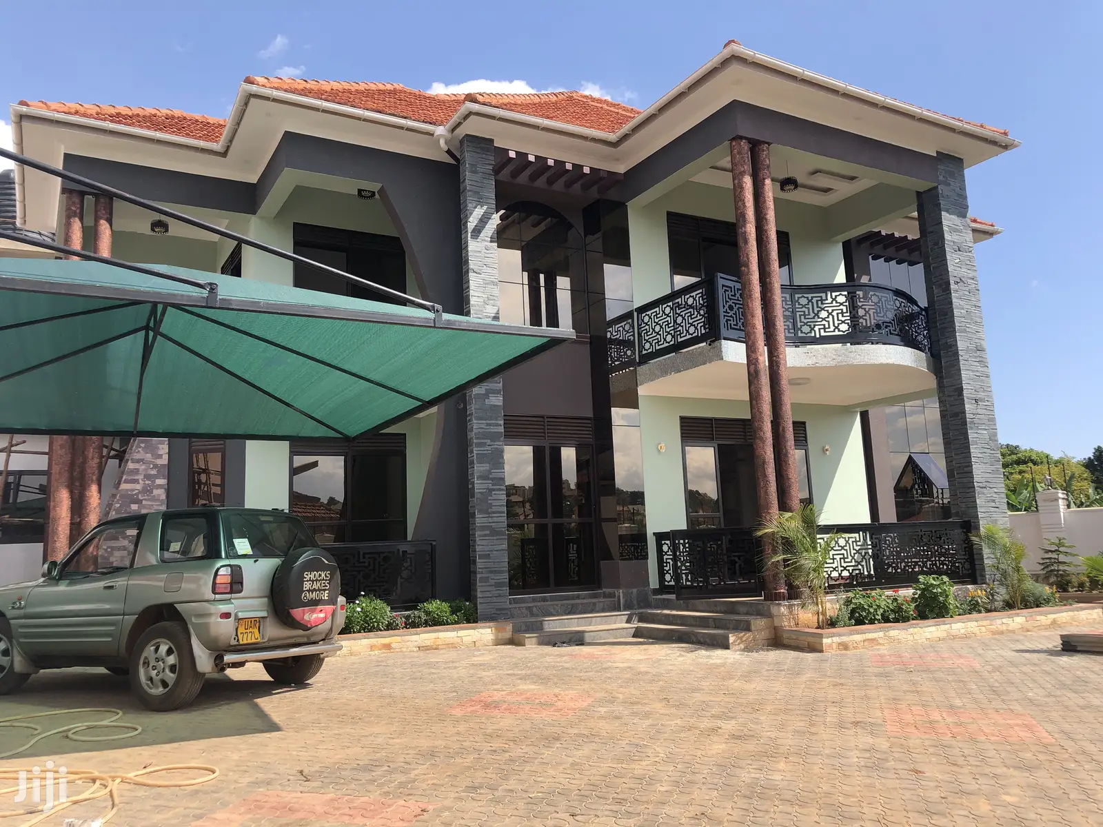 Najjera 6 Bedroom Mansion For Sale in Kampala
