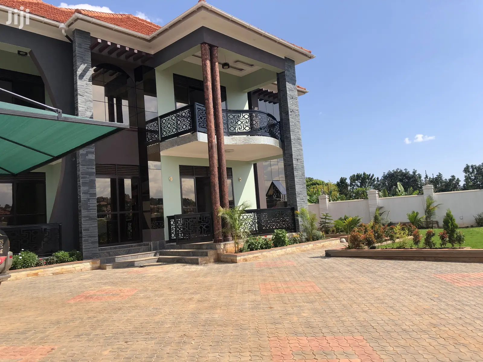 Najjera 6 Bedroom Mansion For Sale in Kampala