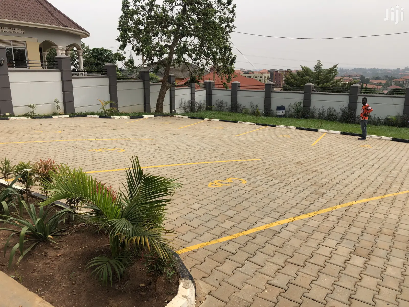 Kira Three Bedroom Condos With Best View on Sell in Kampala