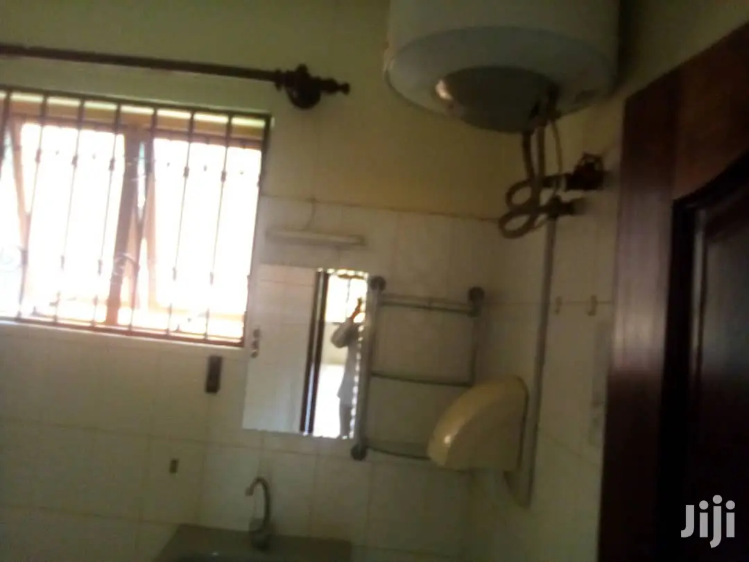 4 Bedroom Bungalow In Rubaga For Sale in Kampala