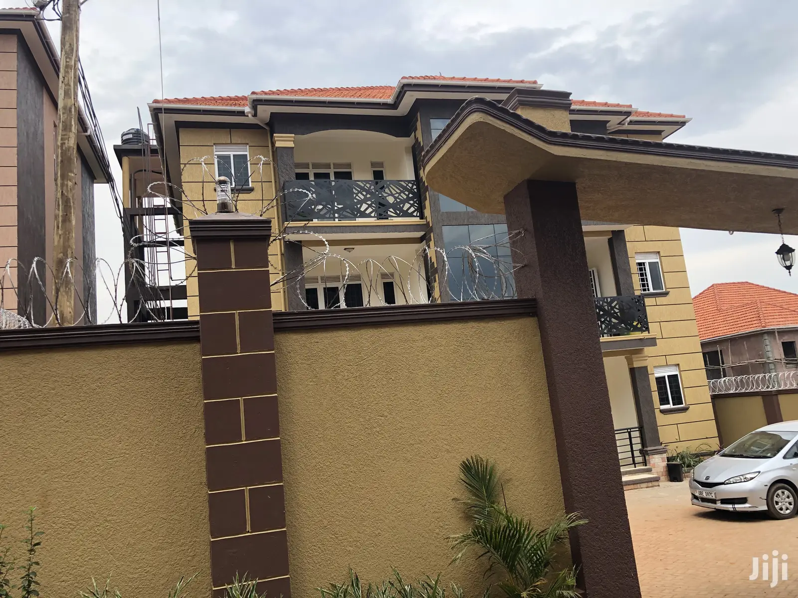 Five Star Apartments in Kisaasi on Sell in Kampala