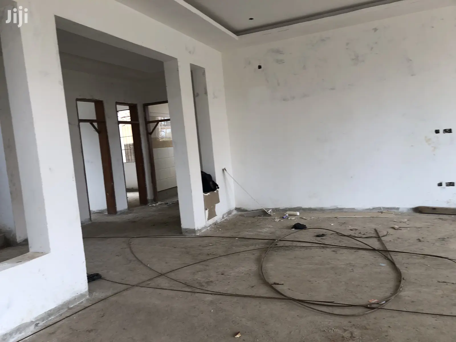 6 Bedroom Mansion In Kira For Sale in Kampala