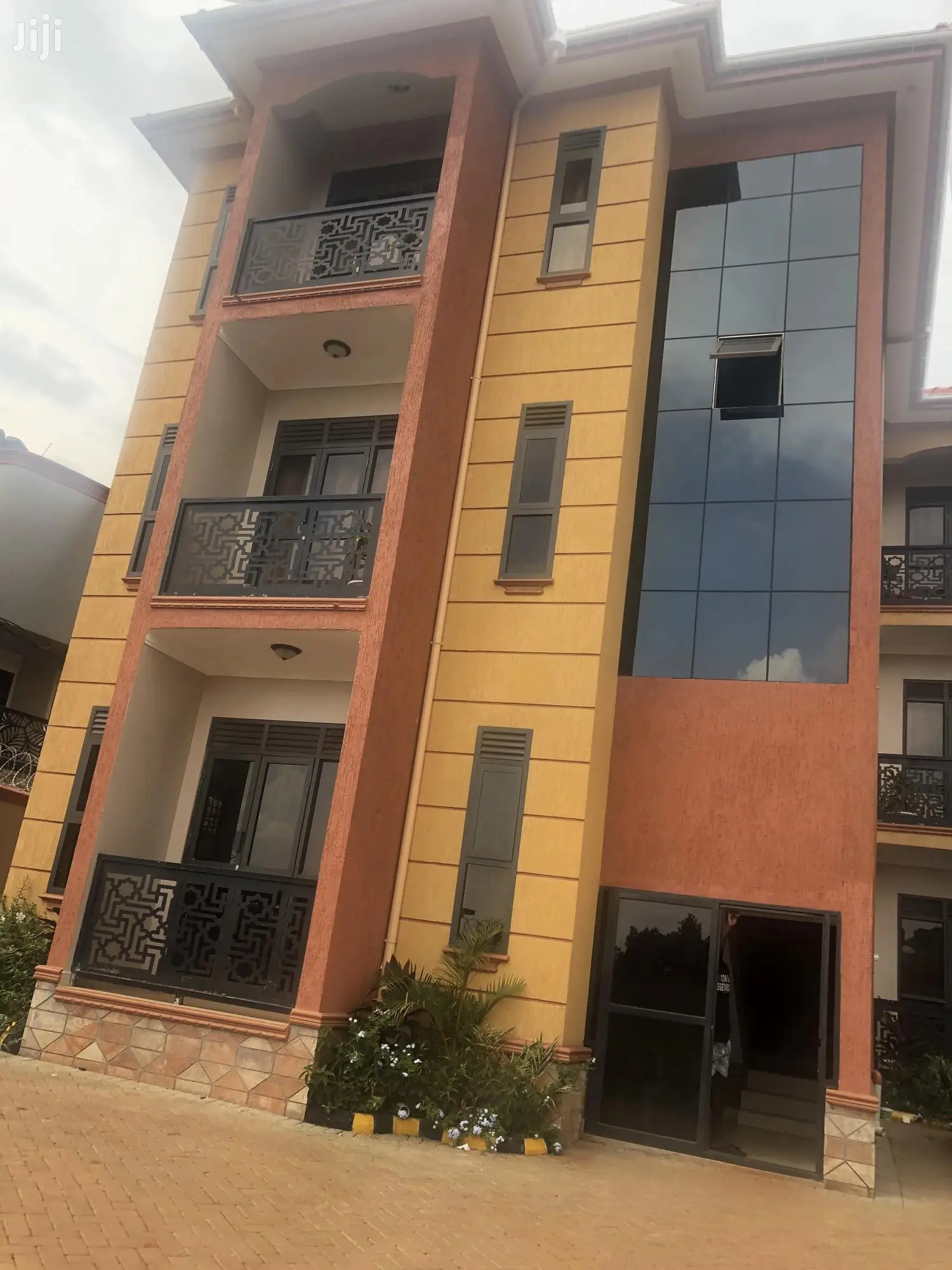 Modern Apartment In Kampala For Sale in Kampala