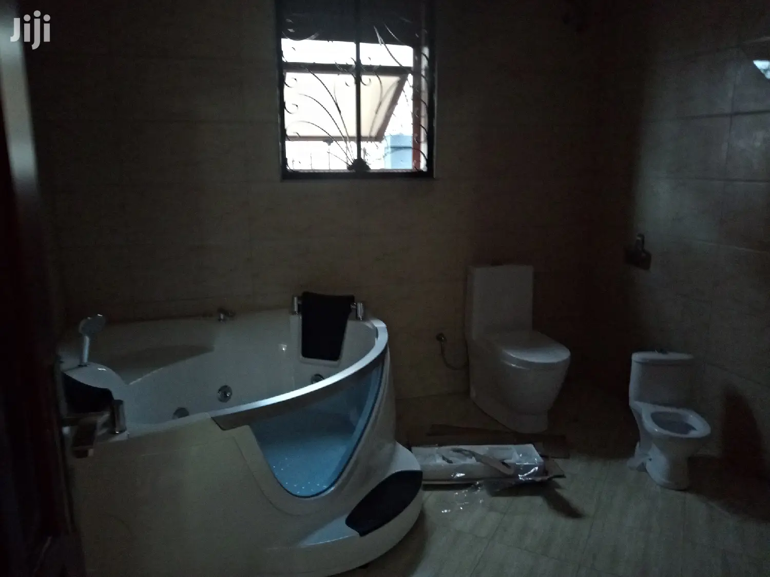 American Style Mansion in Mutungo on Sale in Kampala