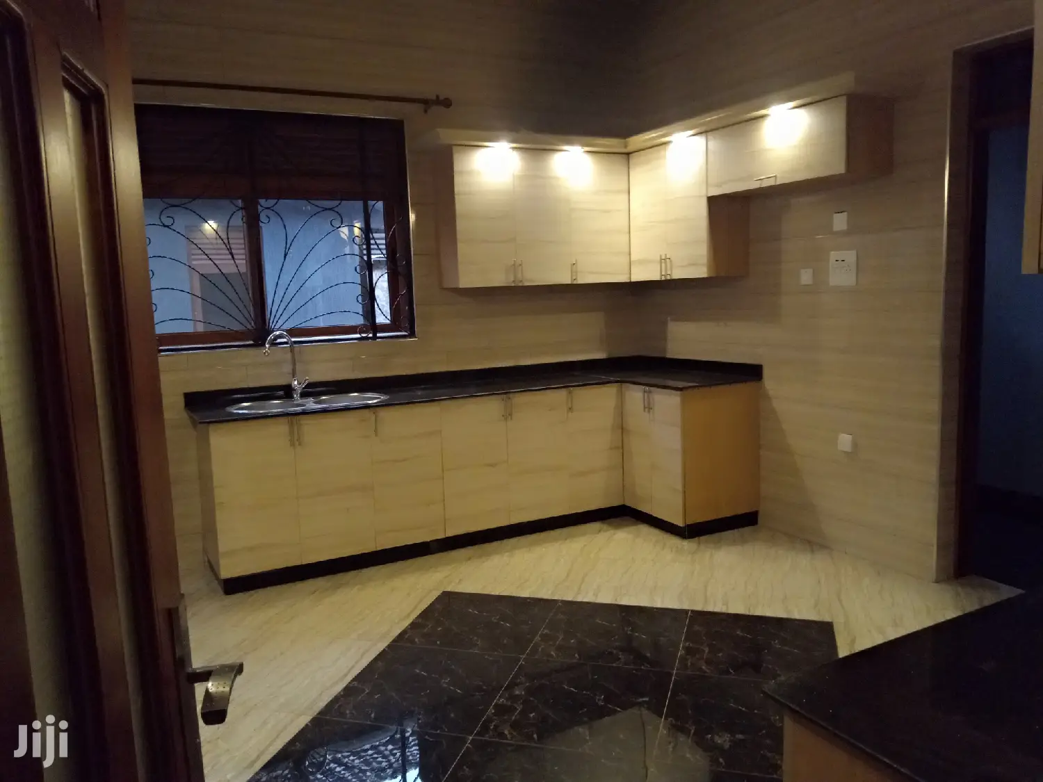 American Style Mansion in Mutungo on Sale in Kampala