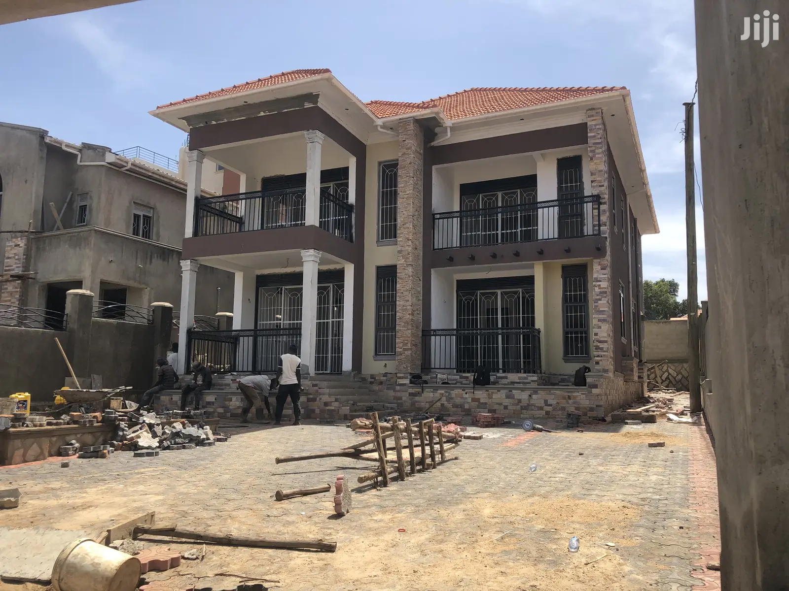 Kira Stuning Castle at a Best Deal Price in Kampala