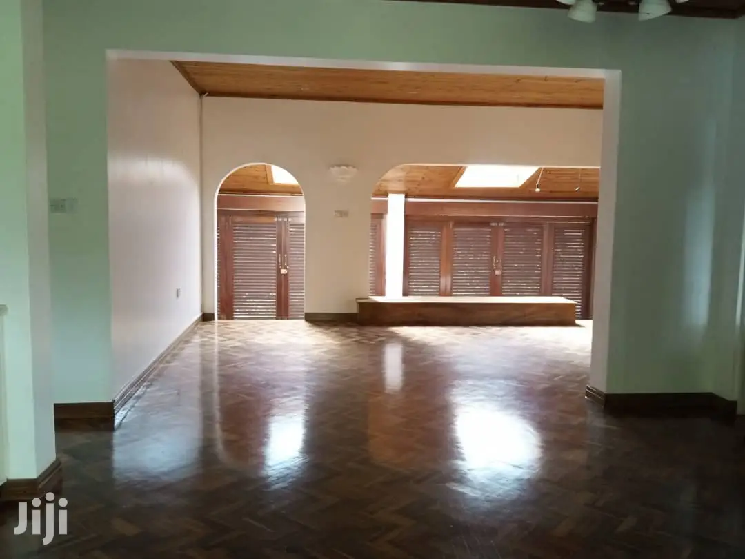 Colonial Bungalow For Rent in Kampala