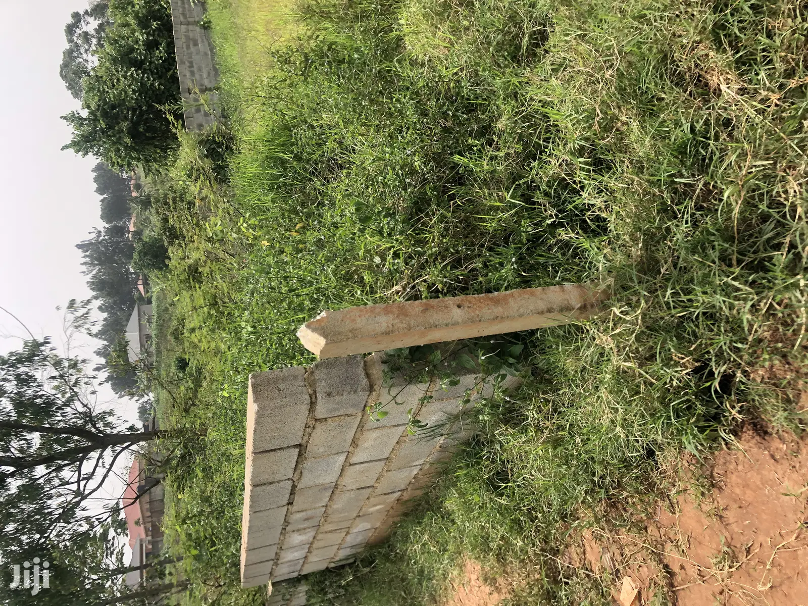 Kira Kimwani 25 Decimals Near Tarmack , Quick Sale in Kampala