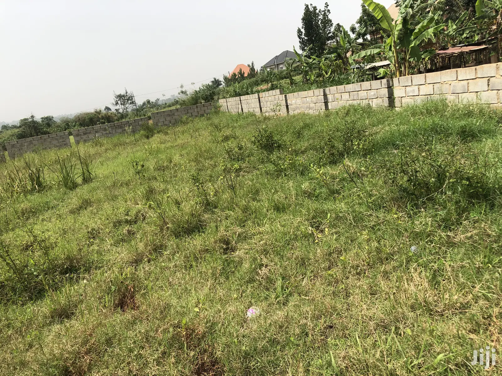 Kira Kimwani 25 Decimals Near Tarmack , Quick Sale in Kampala