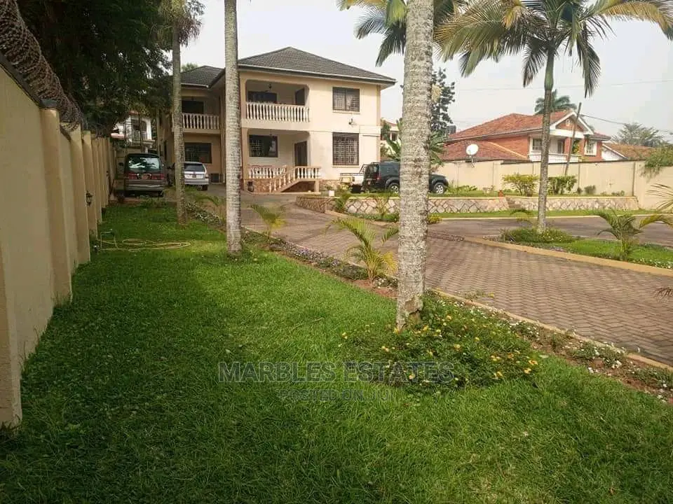 Nice House for Sale in Bugolobi in Kampala