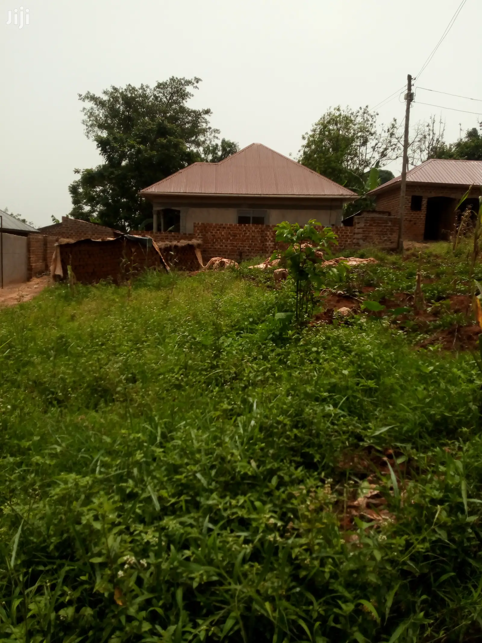 Plot for Sale 40x25ft in Lukwaga Town Setema Road in Central Division