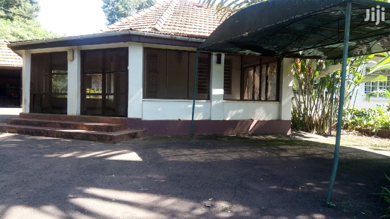 Colonial Bangalow in Kampala