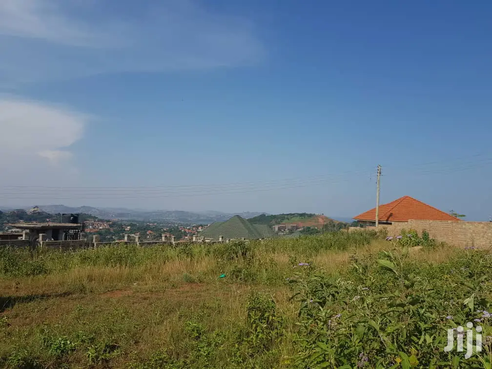 Plot Is Available for Sale in Kira Mamerito Road in Kampala