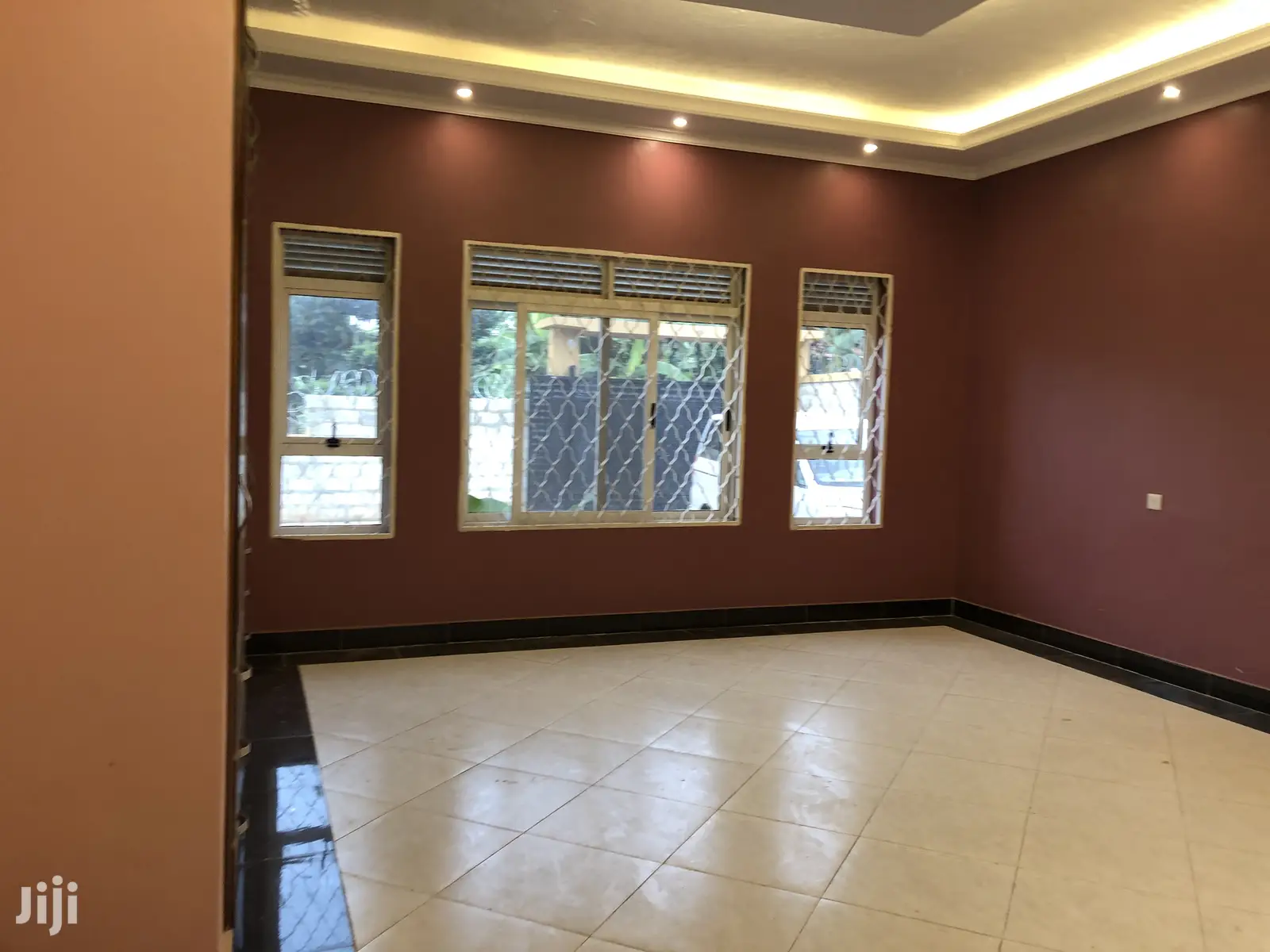 5 Bedroom Mansion In Kira For Sale in Kampala