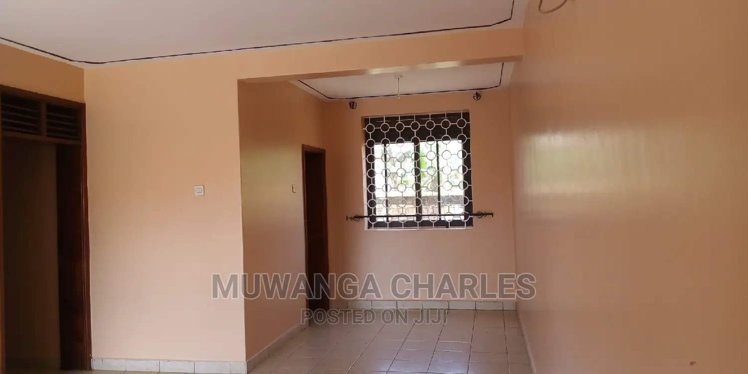 3 Bedrooms House For Rent In Kyambogo in Kampala