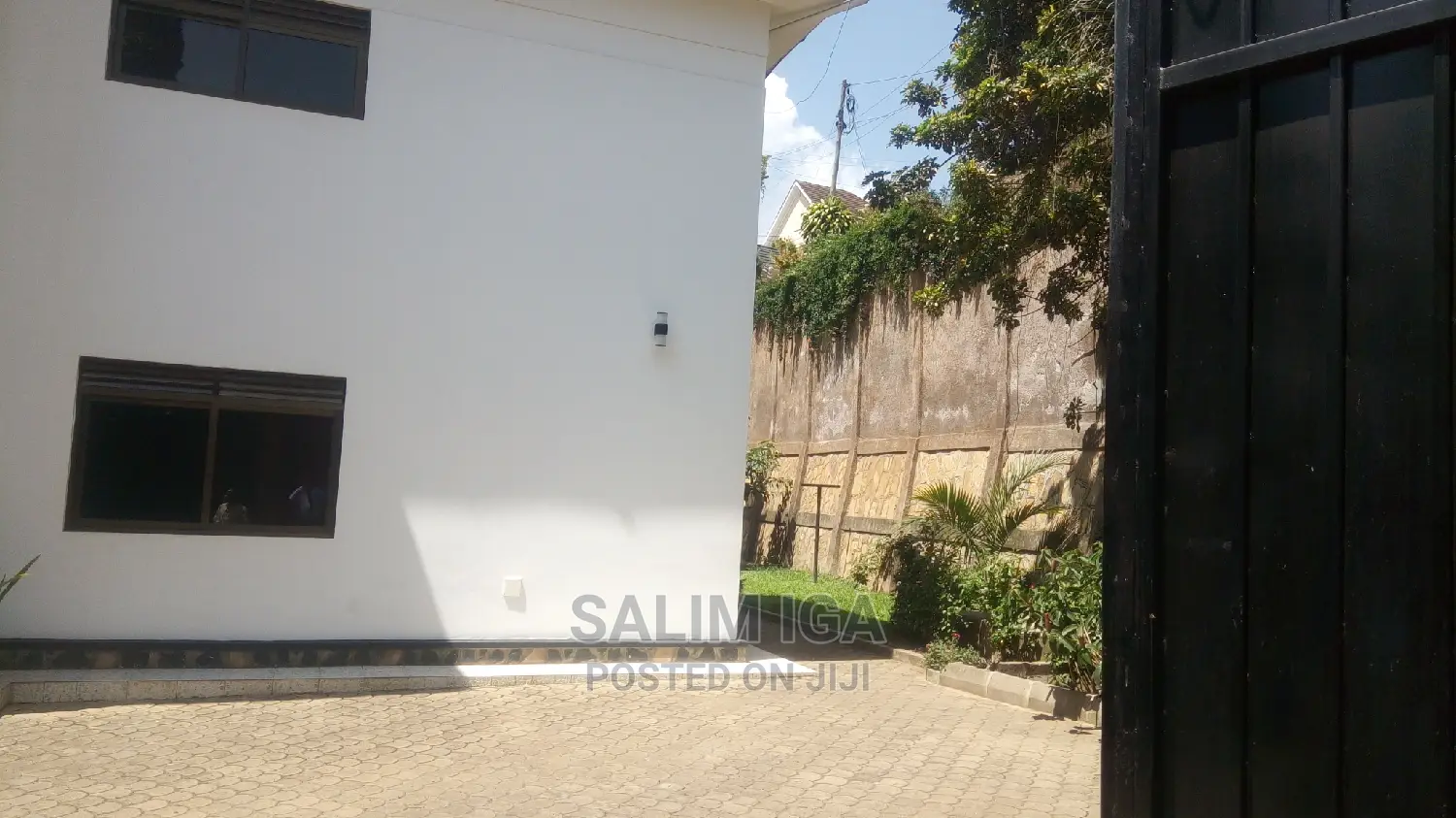 Executive House in Kampala
