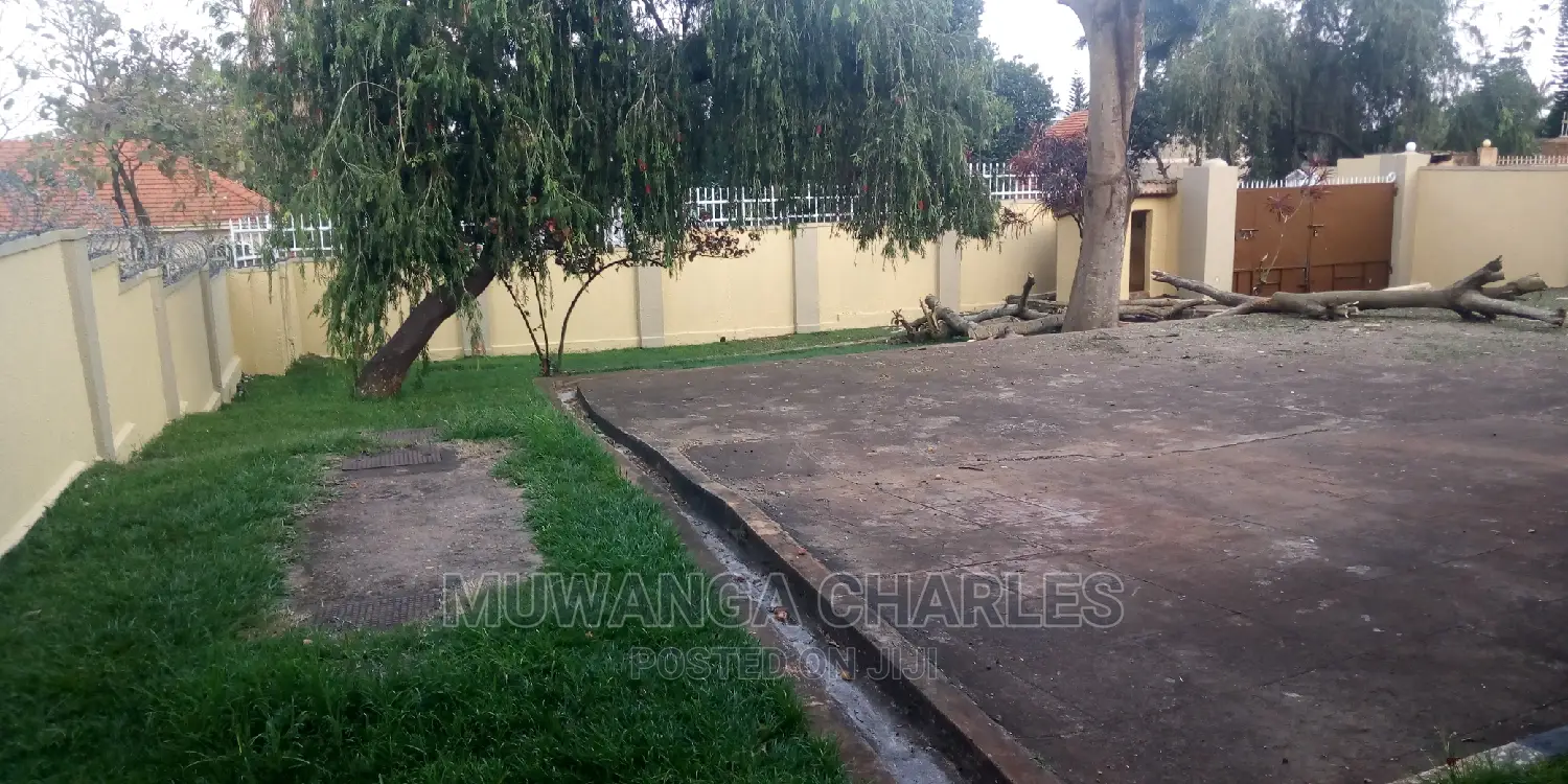3bedroom House Is Available for Rent in Naguru in Kampala
