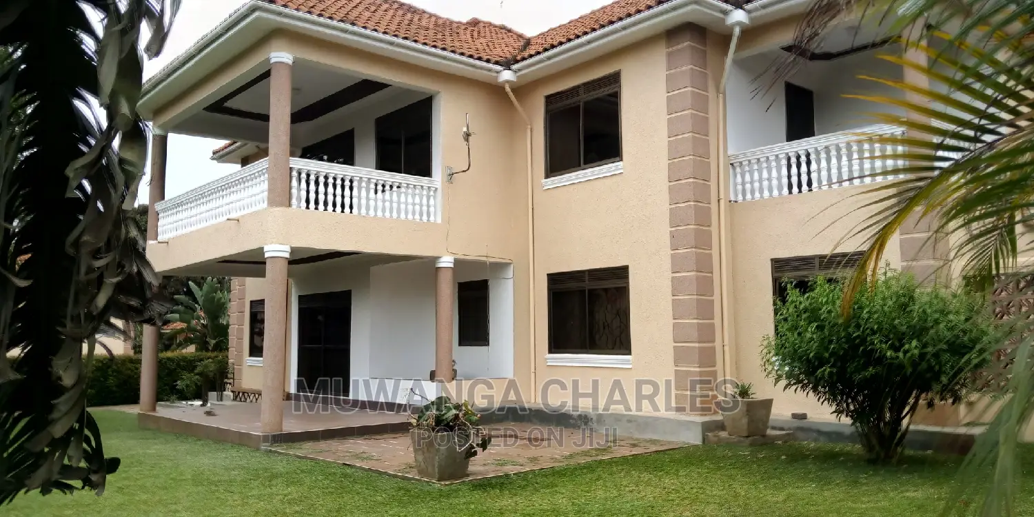 5bedroom House Is Available for Rent in Bugolobi in Kampala