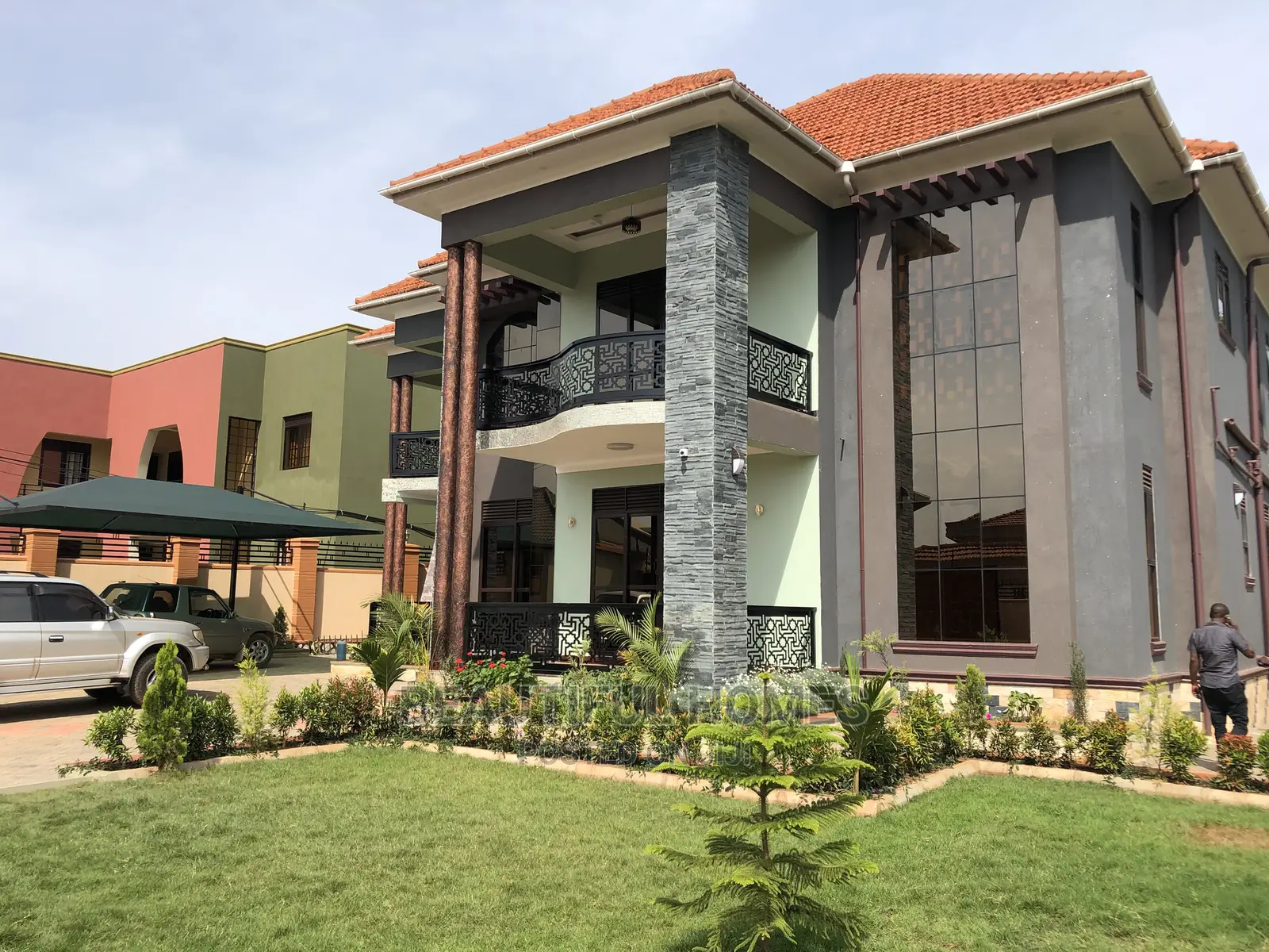Fascinating Mansion in Najjera on Sell in Kampala