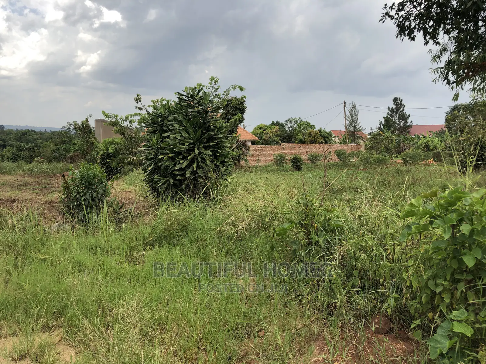 Near Tarmack,Kira Kimwani’S 25 Decimals in Kampala