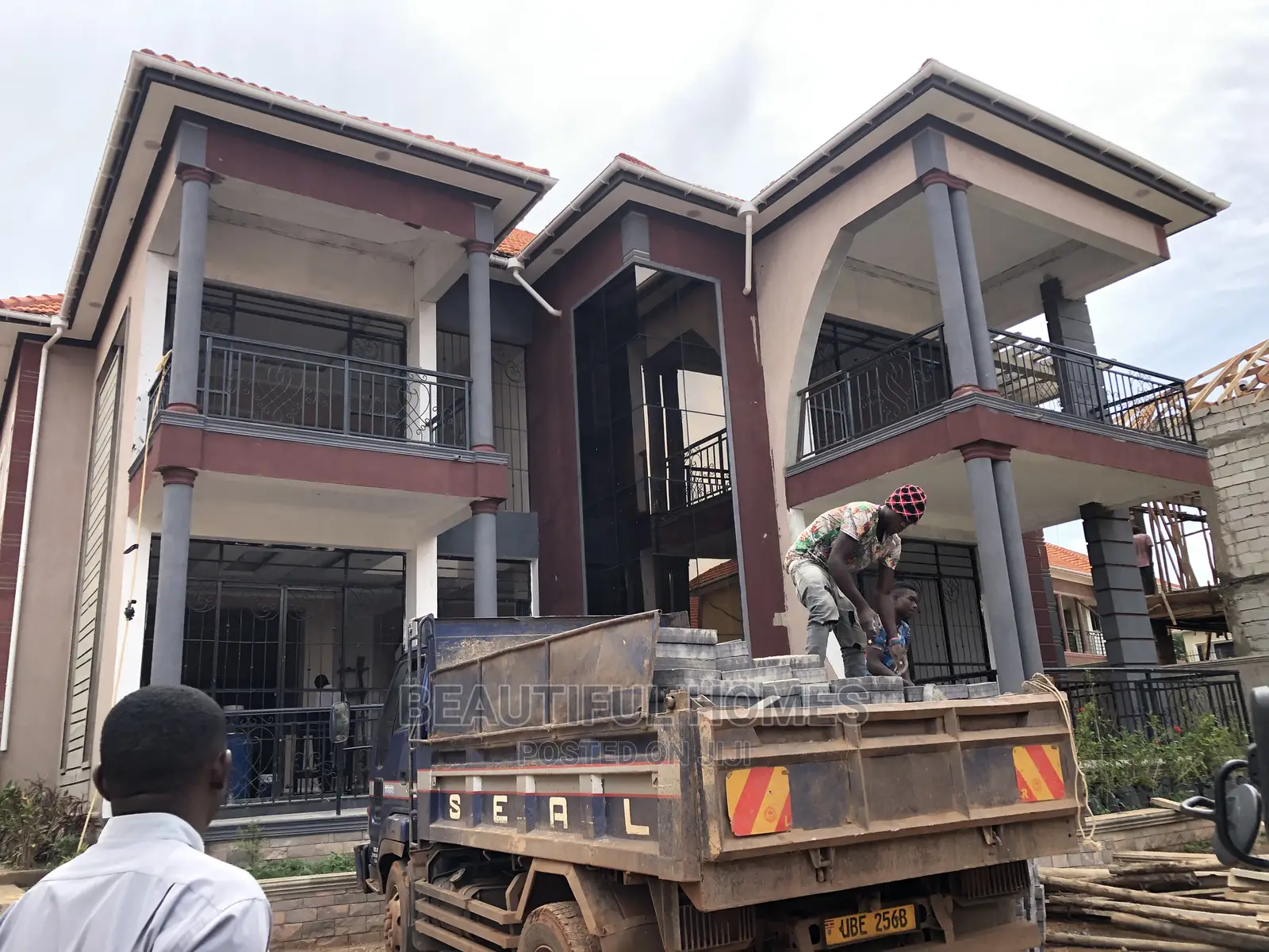 Furnished 6bdrm Mansion in Kira, Kampala for Sale in Kampala