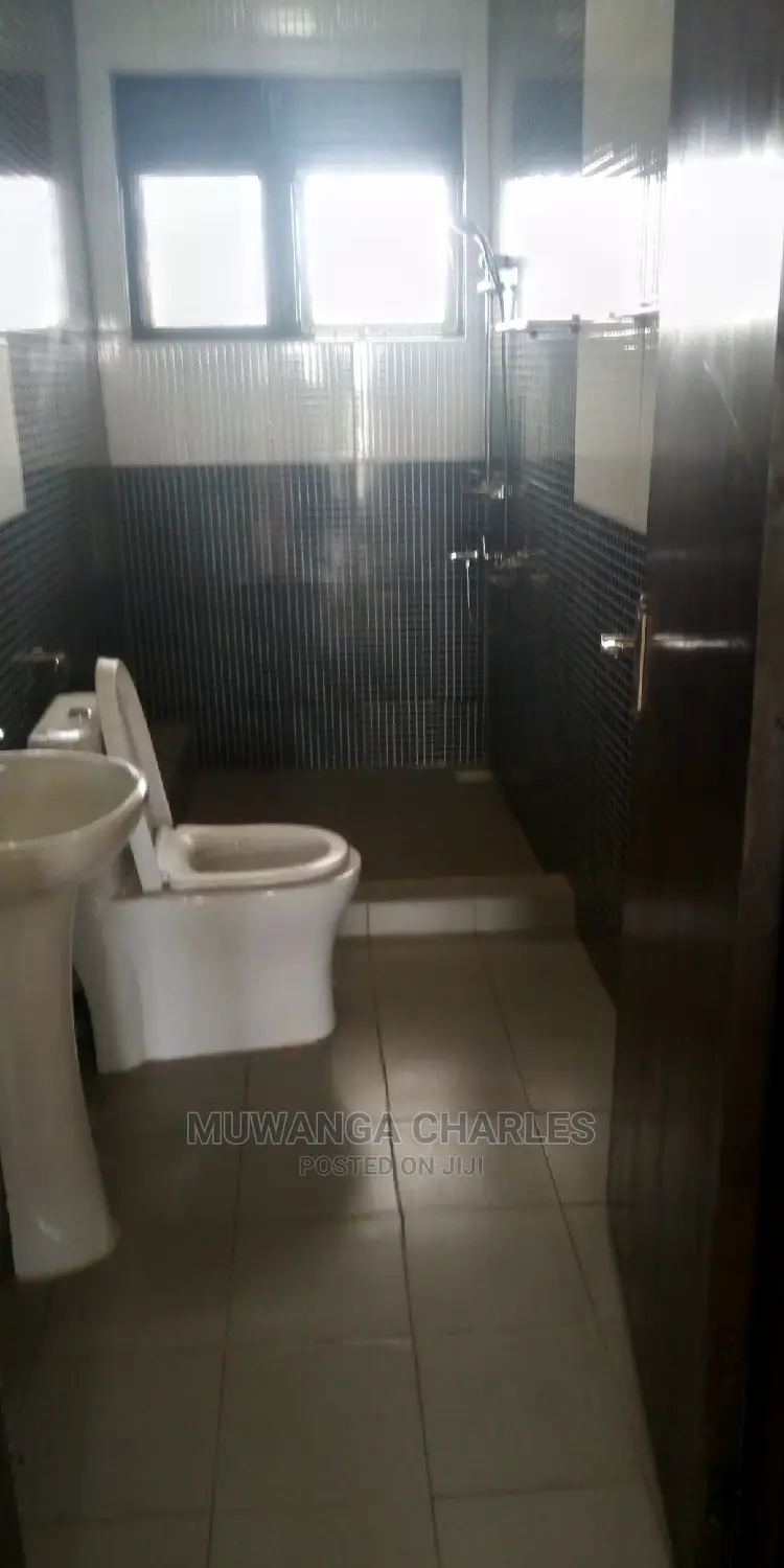 3bdrm Duplex in Fs Properties Ltd, Central Division for Rent in Central Division