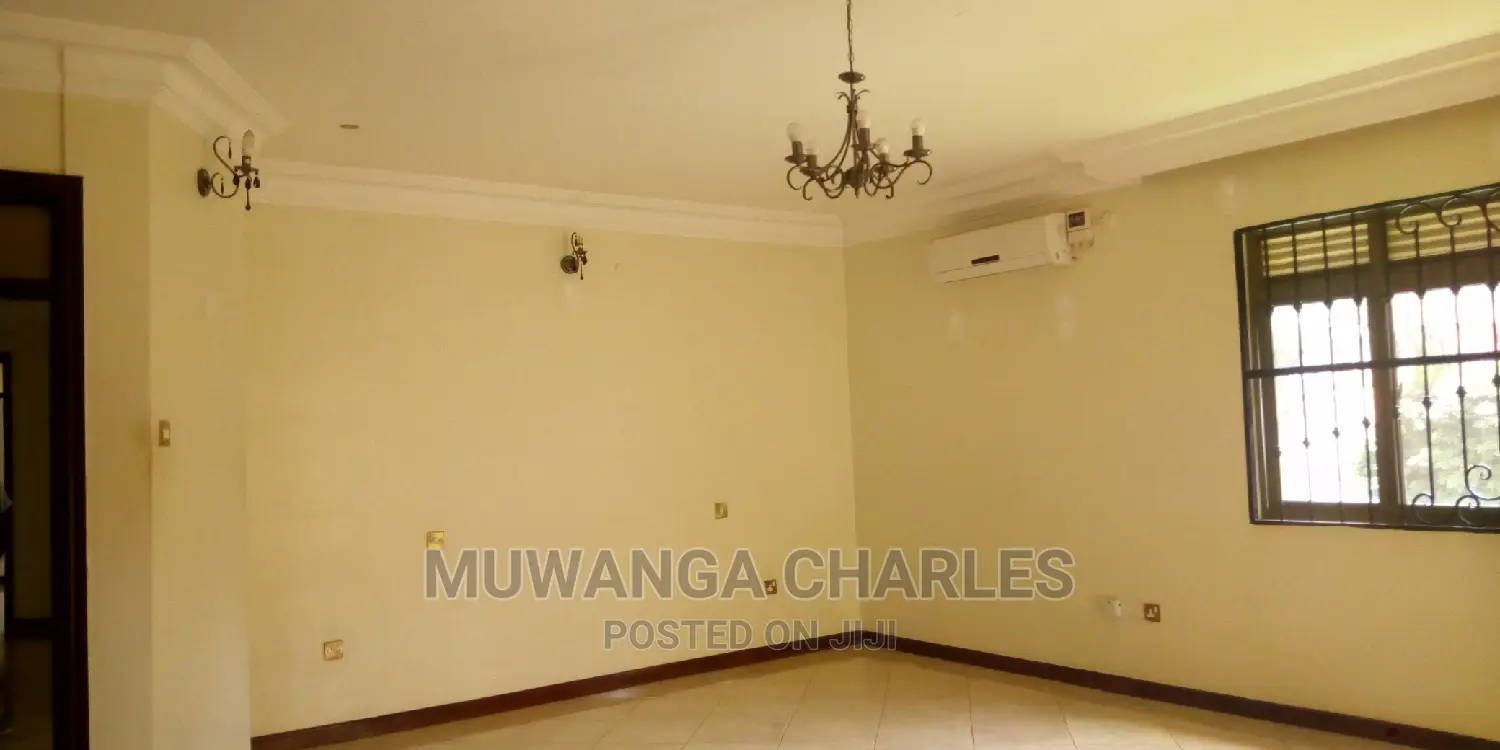 7bedroom House Is Available in Naguru for Rent in Kampala