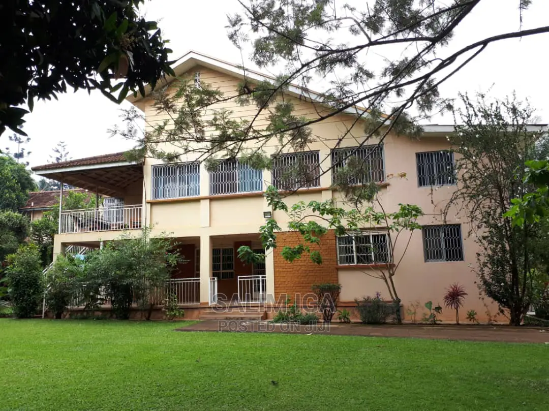 Classic Homestead in Kampala