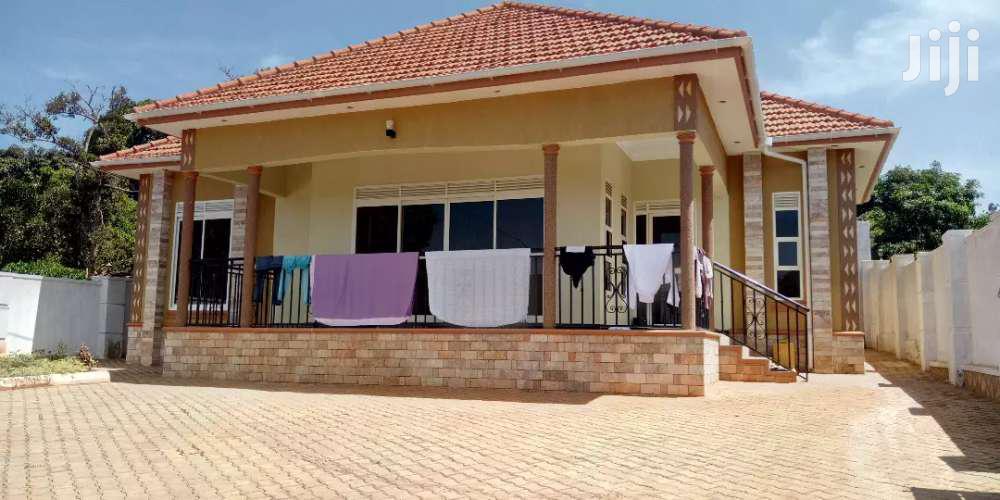 Kira Gorgeous Mansion On Sale in Kampala