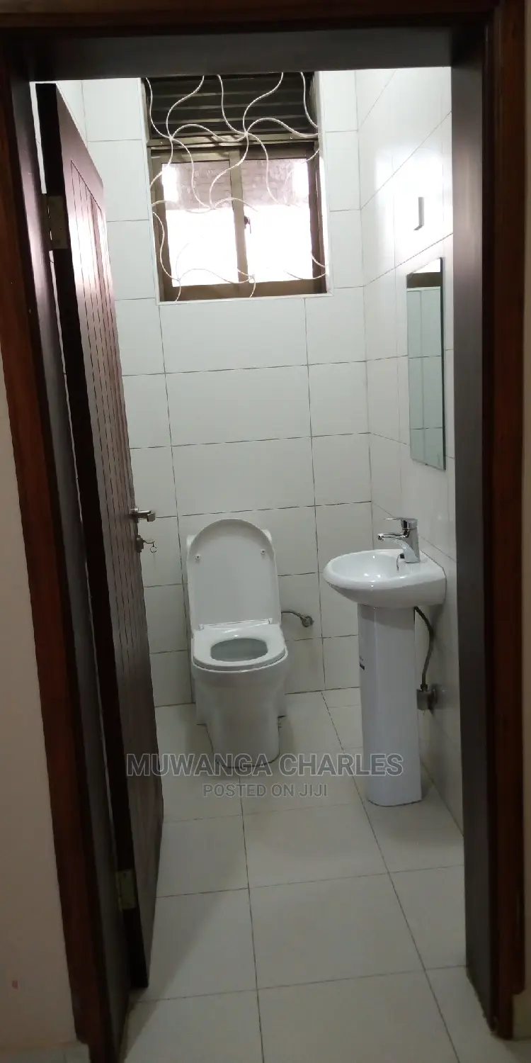 2bedroom Apartment Is Available for Rent in Kiwaatule in Kampala
