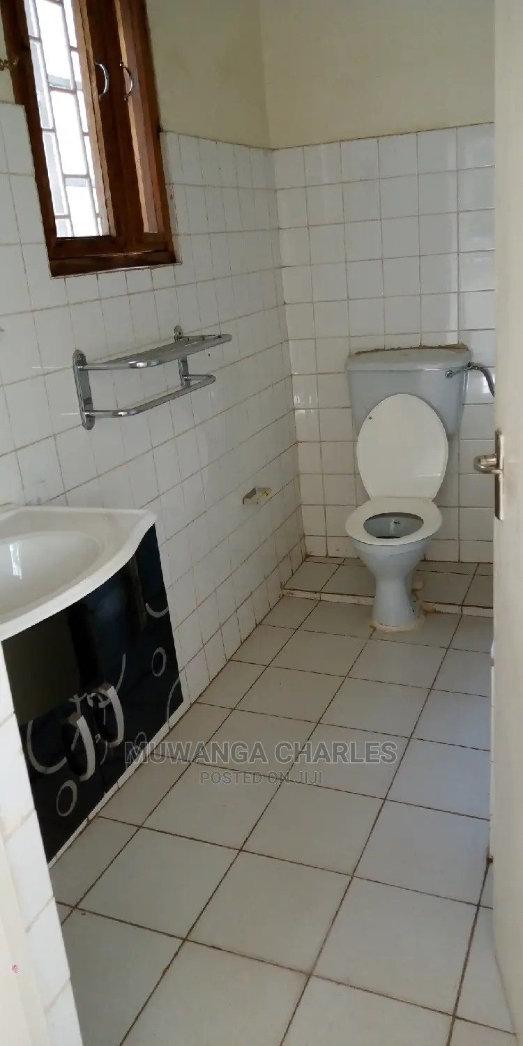 3bedroom House Is Available for Rent in Kololo in Kampala