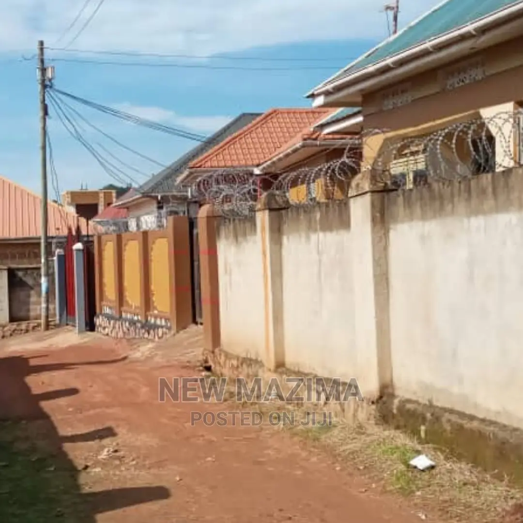 Prime Plot Quicksale Salaama Munyonyo Rd in Prime Neighbours in Central Division