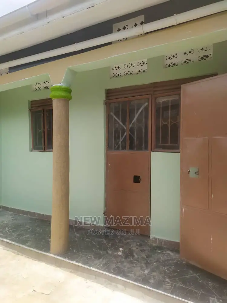 Another Sweetdeal Of Rentals With Tiles Quicksale In Nansana in Kampala