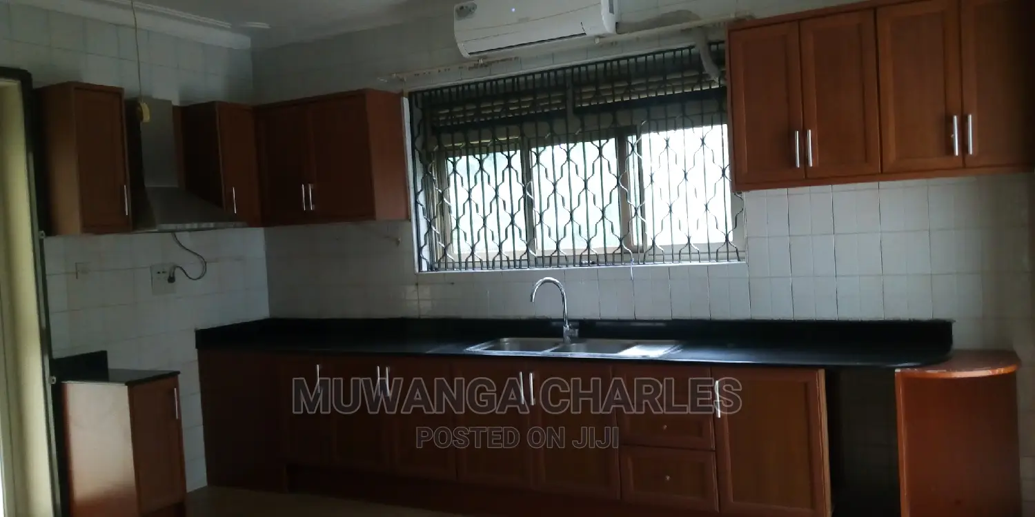 5bdrm Duplex in Fs Properties Ltd, Kampala for Rent in Kampala