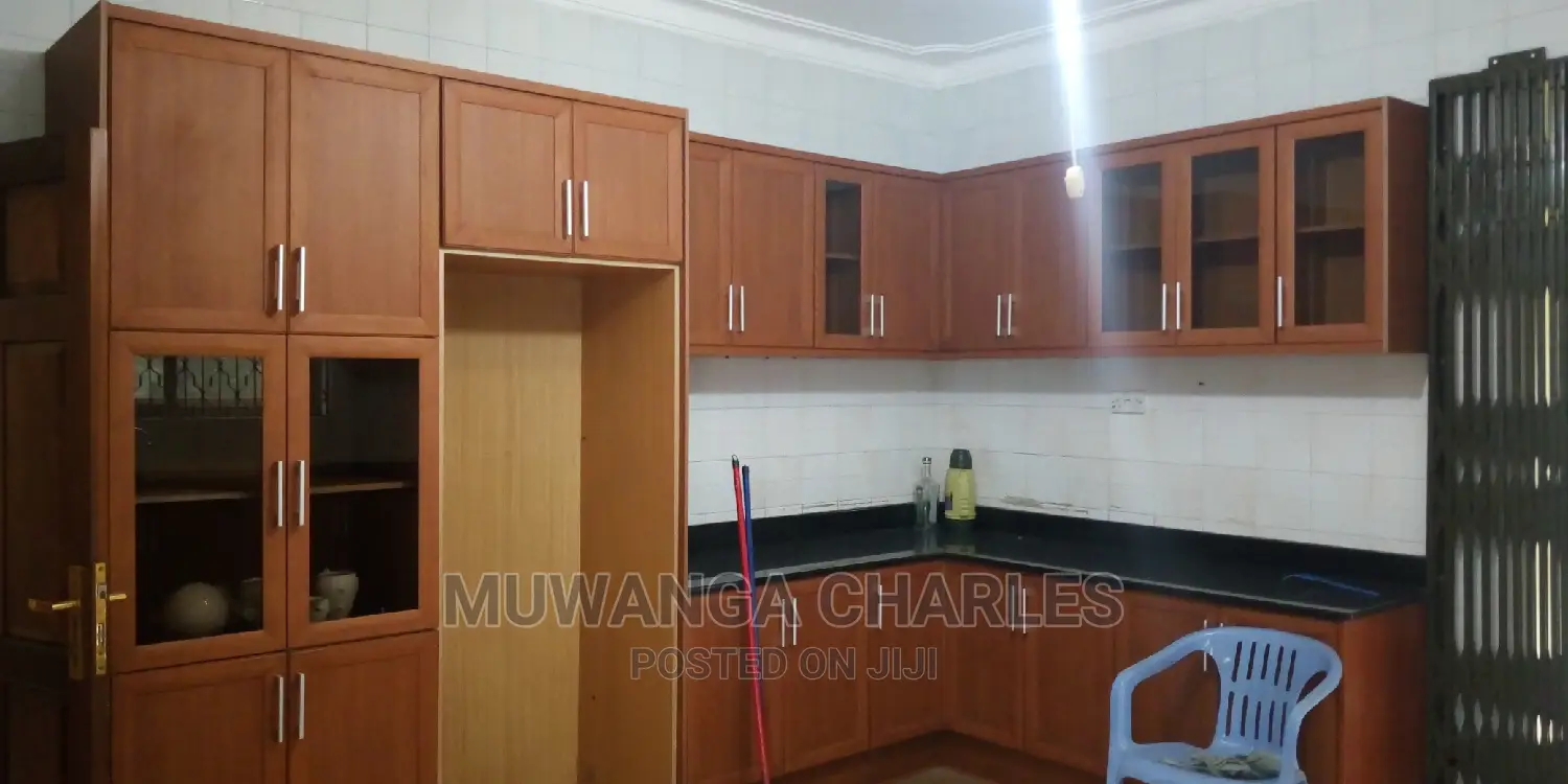 5bdrm Duplex in Fs Properties Ltd, Kampala for Rent in Kampala