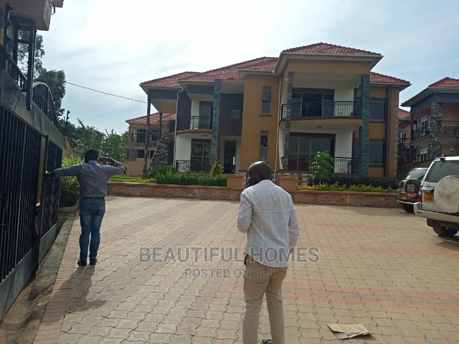 Kiwatule Seven Bedrooms Upscale Mansion on Sale in Kampala